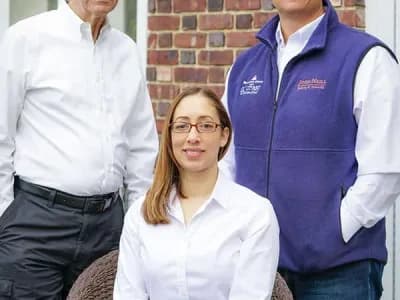 John Neill Painting & Decorating is a high-quality residential painting company and family owned business.