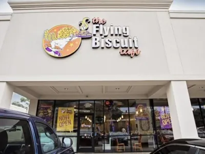 The Flying Biscuit Cafe, Memorial City