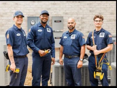 te-certified-small-group-photo-homepage
