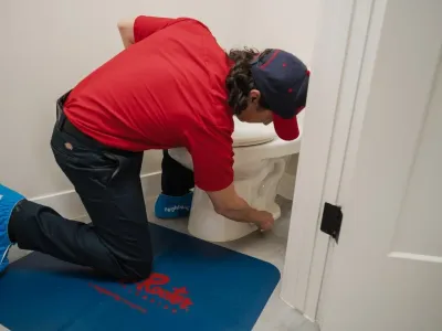 4 Ways to Unclog a Toilet that Won't Drain blog banner