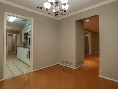 Walls painted neutral color