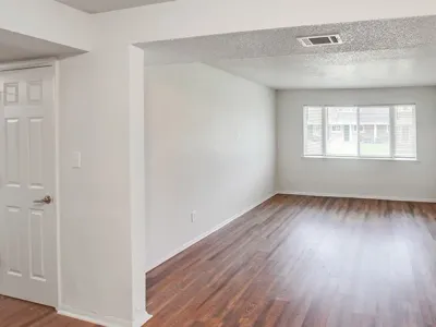 empire construction westlake renovation