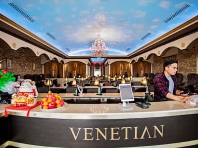 Venetian Nail Spa