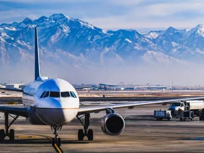 Beautiful,View,Of,The,Snow,Covered,Mountains,From,Salt,Lake