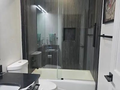 Clarity Glass – Premium Custom Glass for Modern Homes & Businesses portfolio photo