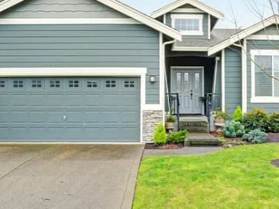 Poulson Garage Doors LLC portfolio photo