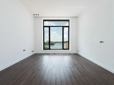 long room with drywall