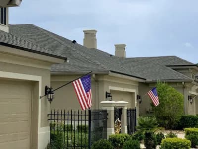 House with shingles roof