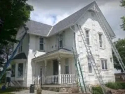 Farm House Painting in Waukesha, WI