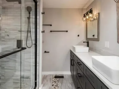 Trinity Tile and Construction Bathroom Remodel