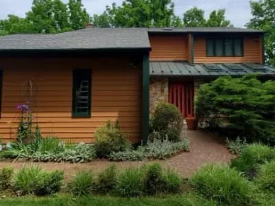 Seasonal Residences