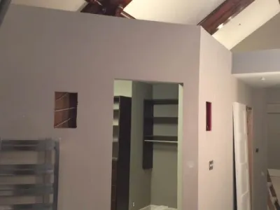 Drywall Repair Service 1