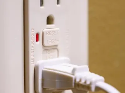 GFCI Receptacles & Breakers