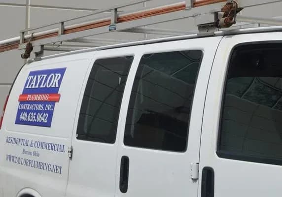 Taylor-Plumbing-van_slide1