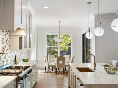 Modern Kitchen - Signature Cabinetry & Design