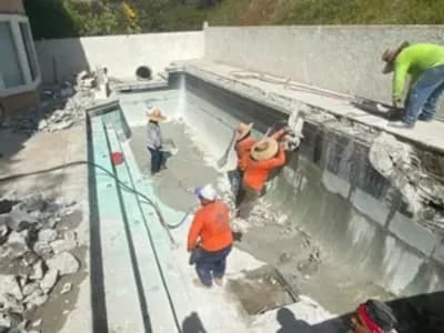 Pool Demolition - Demoleaders