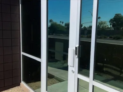 Commercial door with keypad access control