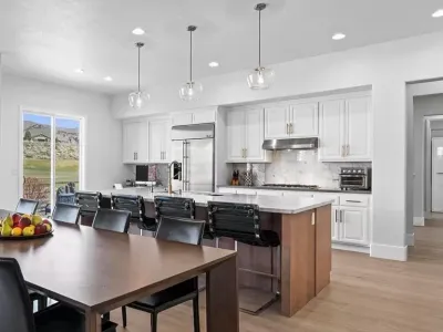 High Sierra Cabinets portfolio photo