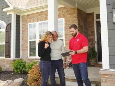 Mr Roof provides roofing, siding, windows, gutters, masonry and insulation.