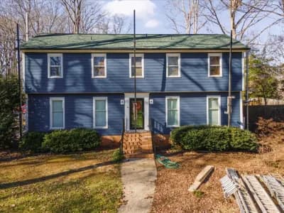 Fiber Cement vs Wood Siding: A Complete Comparison for Homeowners